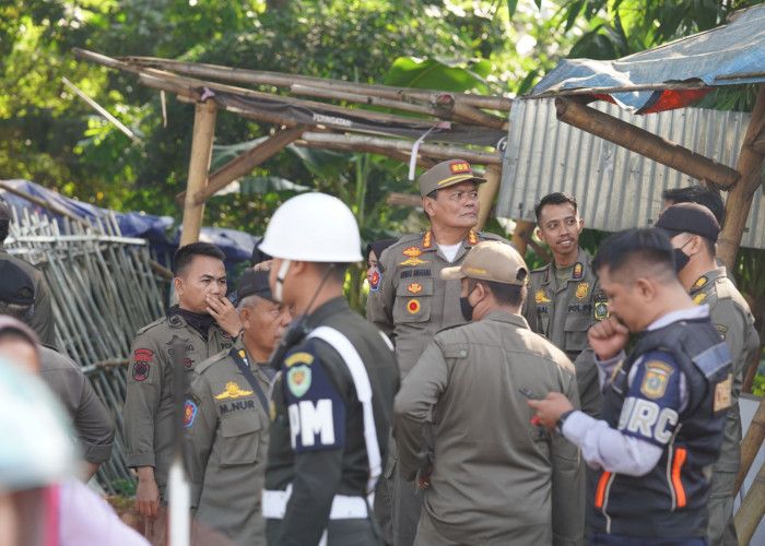 Satpol PP Kabupaten Bogor Bongkar Pos Ormas PP hingga Grib Jaya dan Bangunan Liar