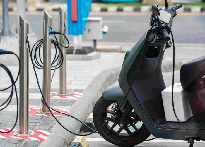 5 Motor Listrik Harga Murah, Stylish, Fitur Canggih Cocok untuk Dipakai Harian