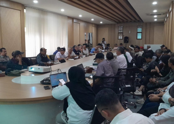 DPRD Kabupaten Bandung Fasilitasi Audensi Paguyuban Rahayu dan Perumda Tirta Raharja Soal SPAM