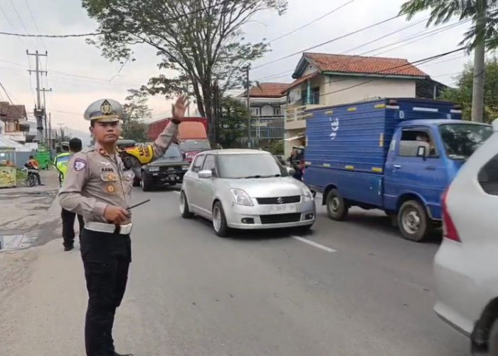 Polres Garut Terapkan Sistem Satu Arah untuk Atasi Kepadatan Jalur Bandung-Garut