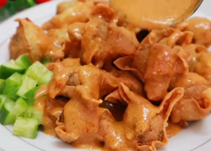 Kulineran ke Bandung? Jangan Lewatkan Batagor Viral yang Lagi Hits Ini!