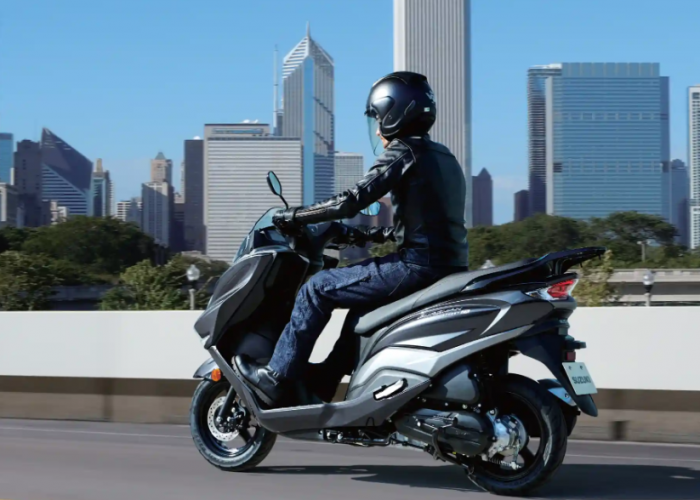 5 Motor Matic Bertangki Besar untuk Touring 2026, Sekali Isi BBM Bisa Lebih Jauh