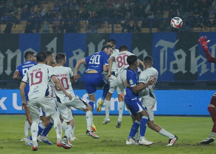 ‘Persib vs Persita 1-0: Untungnya Maung Bandung Jago Bertahan’