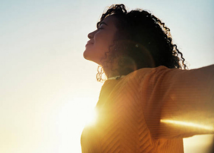 10 Cara untuk Bangkit dari Patah Hati: Menemukan Cahaya di Tengah Keterpurukan
