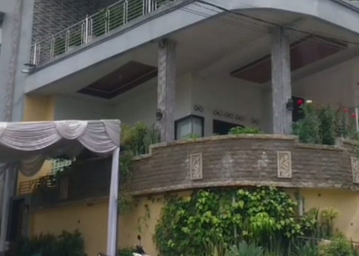 Suasana Rumah Pramugari Pesawat ATR 42-500 di Bogor