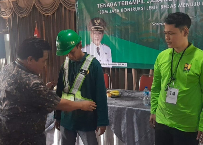 Gelar Bimtek dan Sertifikasi Tenaga Terampil, DPUTR Kab Bandung Ingin SDM Jaskon Lebih Bedas