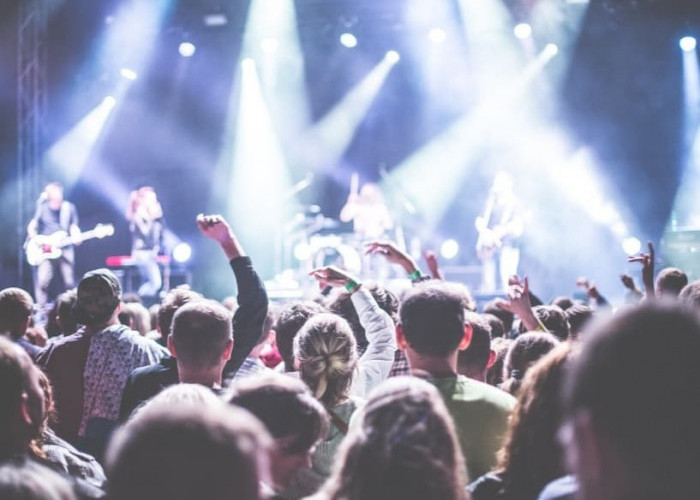 6 Tips Mengatur Keuangan yang Tepat untuk Menonton Konser, Penting Banget Diperhatikan!