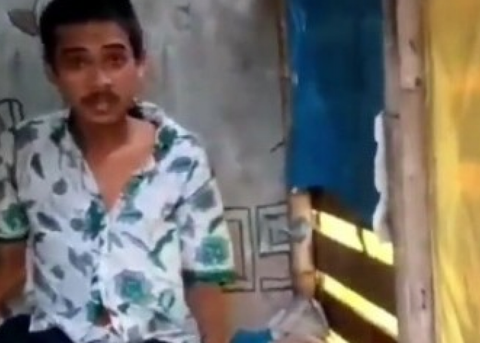 Miris! Seorang Pemuda Asal Tanggerang Pengidap Gangguan Jiwa Diasingkan di Kandang Kambing