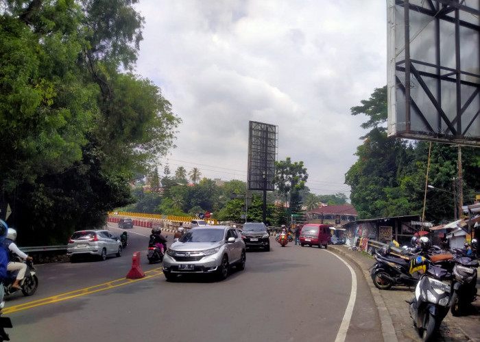 Polisi Terapkan Ganjil Genap, 5 Ribu Kendaraan Masuk Kawasan Puncak   