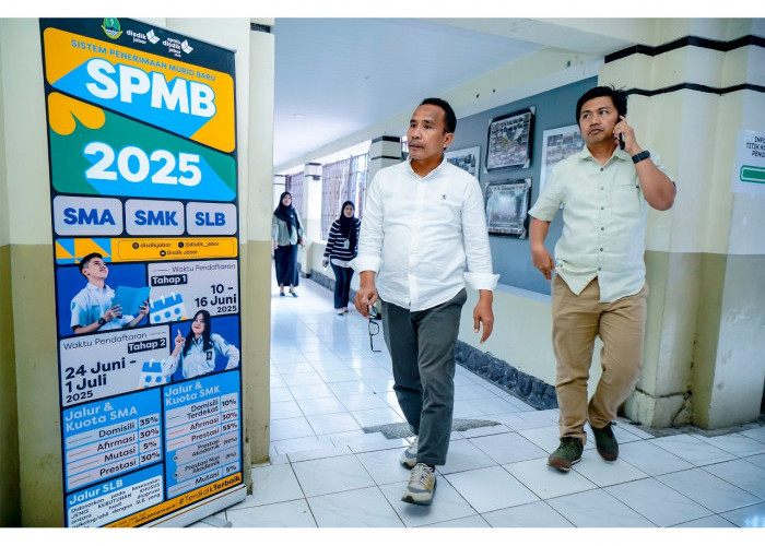 Animo Masyarakat Tinggi di Hari Pertama Pendaftaran SPMB Tahap 1