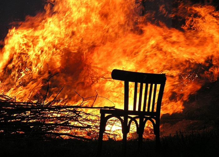 Percik Api dari Korsleting Listrik Sebabkan 19 Kambing Terbakar