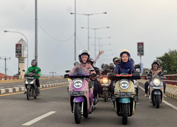 Hijabers Serenity Ride Satukan Pecinta Scoopy yang Stylish di Cirebon
