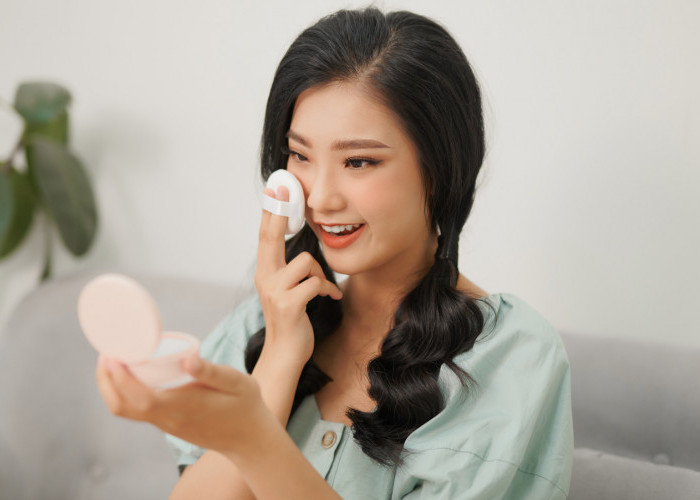 Dari Pagi Sampai Pulang, Wajah Tetap Aman B ERL Healthy Glaze Cushion – Teman Setia Aktivitas Padat