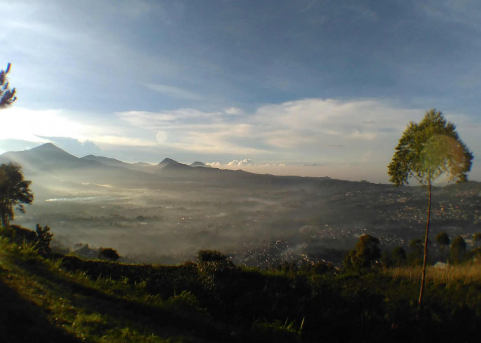 Keindahan Menakjubkan Alam Gunung Jayagiri Lembang: Pesona yang Memikat Hati