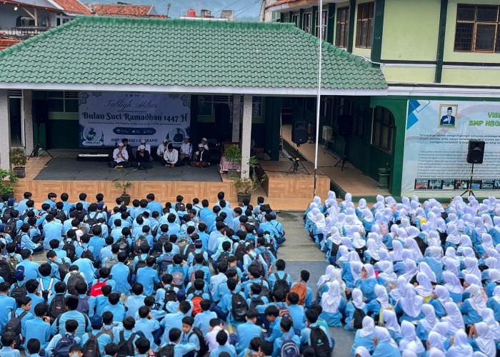 Jadi Strategi Pembinaan Karakter Siswa, SMPN 1 Soreang Gelar Tabligh Akbar