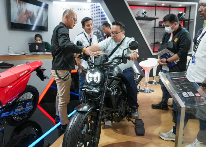 PCX160 Roadsync Jadi Primadona di GIIAS 2025, Disusul Honda Stylo 160 dan Vario Series