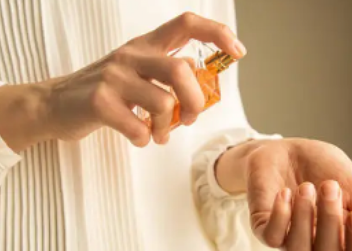 5 Tips Menggunakan Parfume Agar Tahan Lama 