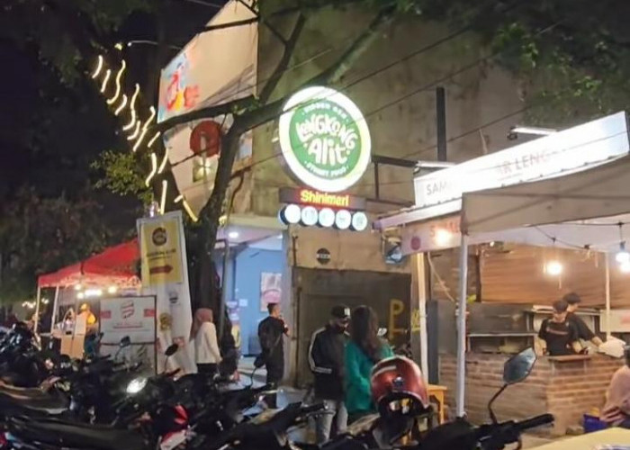 Bingung Kulineran dimana? Inilah 4 Rekomendasi Kuliner Malam Paling Populer di Bandung!