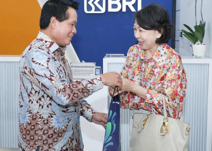 Peringati Hari Pelanggan Nasional, Direksi BRI Sapa Langsung Nasabah di Beberapa Daerah