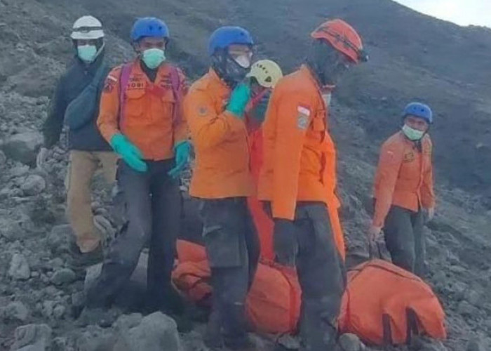 75 Pendaki Korban Erupsi Gunung Marapi Sudah Ditemukan, 30 Keluarga Masih Menunggu Informasi