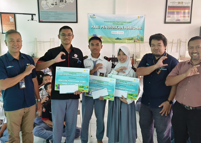 PLN Icon Plus Peringati Hari Pendidikan Nasional Dengan Edukasi Dan Bantuan Pendidikan Di Smkn 2 Tasikmalaya
