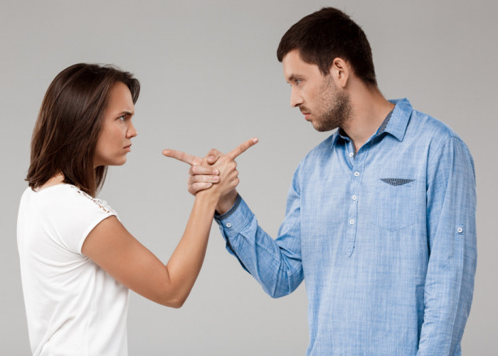 20 Cara Menghindari Konflik Dengan Pasangan