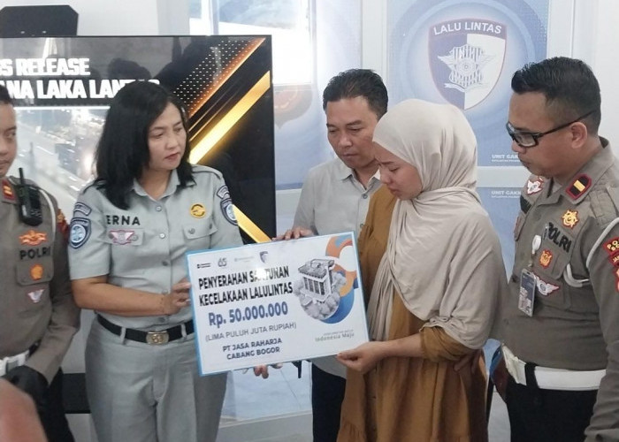 Jasa Raharja Bogor Beri Santunan Rp 50 Juta pada Korban Kecelakaan di Cibinong 