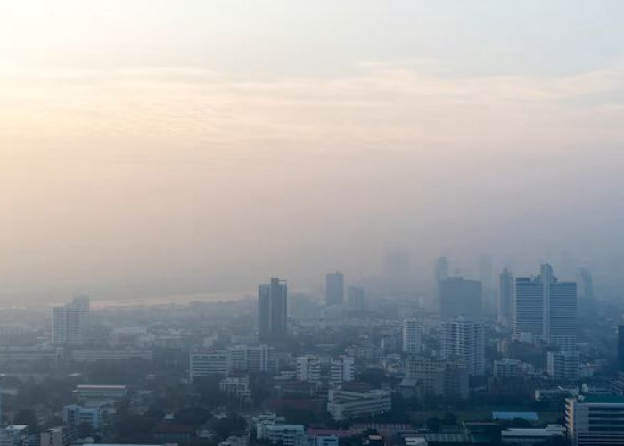 Pemerintah : Teknik Semprot Air dari Atas Gedung Buat Atasi Polusi di Jakarta