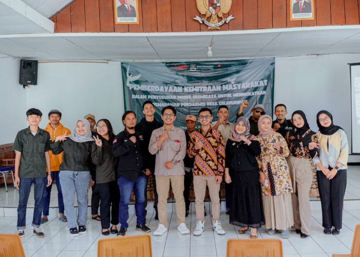 Pemberdayaan Kemitraan Masyarakat, UPI Latih Pokdarwis Cikahuripan Susun Modul Geowisata