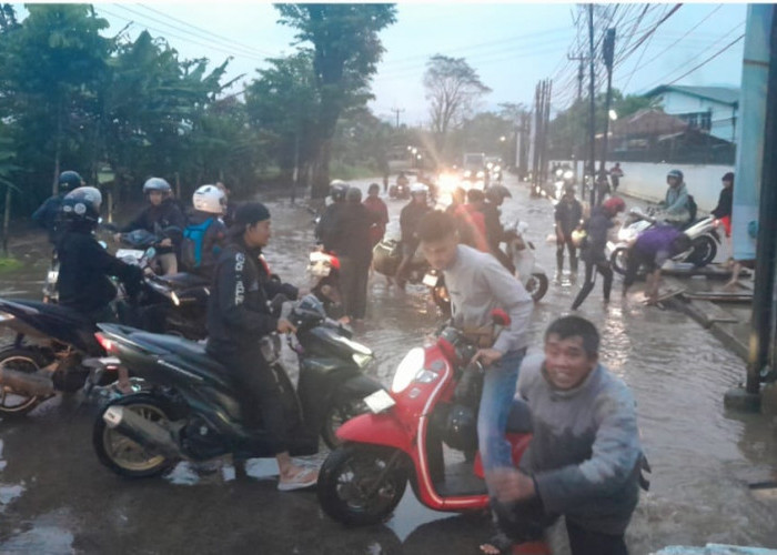 Soal Air di Kawasan Cidawolong Majalaya, Bupati Bandung Sebut Itu Hanya Genangan Bukan Banjir