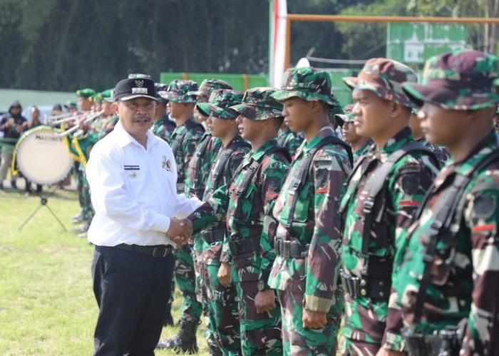 TNI Bangun Jalan untuk Mempercepat Akses Warga di Daerah Terpencil Garut