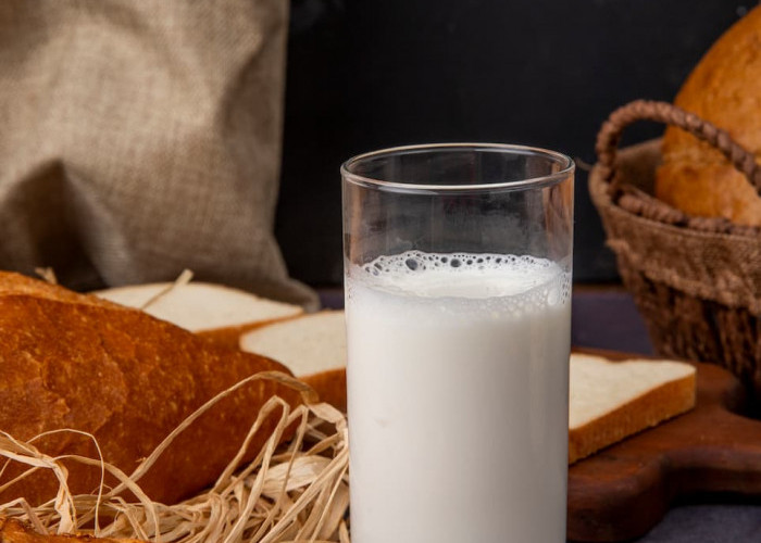 9 Minuman Alami Sebelum Tidur Biar Cepat Nyenyak dan Bangun Lebih Segar