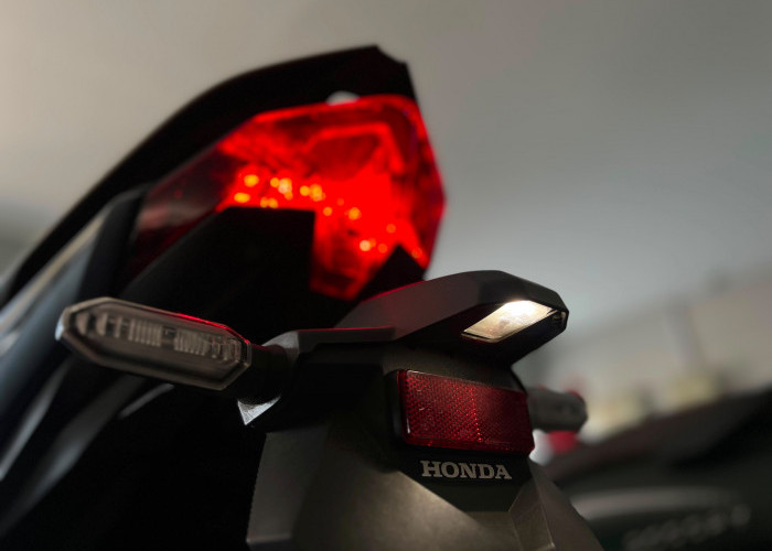 Ketahui Fungsi Lampu Penerang Plat Nomor Belakang Sepeda Motor