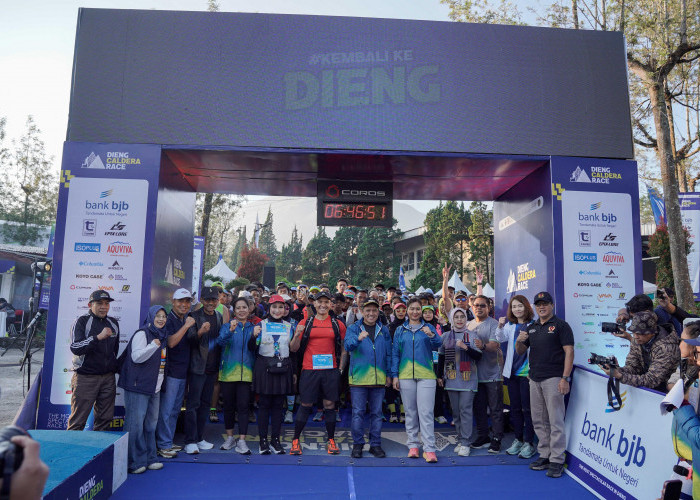 Dieng Caldera Race 2026 Berlangsung Sukses, Ribuan Pelari Taklukkan Dataran Tinggi Dieng Bersama bank bjb