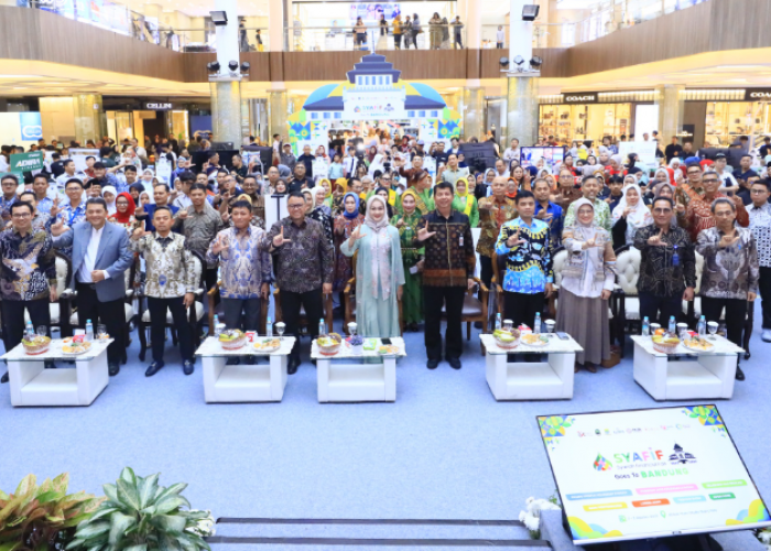 OJK PERKUAT INKLUSI KEUANGAN SYARIAH MELALUI SYARIAH FINANCIAL FAIR (SYAFIF) GOES TO BANDUNG   