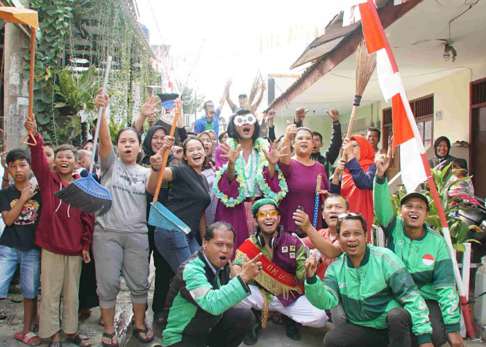 Rayakan HUT RI, Grab dan OVO Donasikan Rp1,5 Miliar Untuk Berbagai Komunitas di Indonesia
