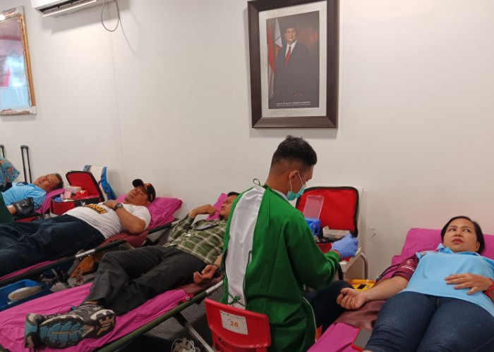 Rumah Besar Relawan Prabowo 08 Gelar Kegiatan Donor Darah