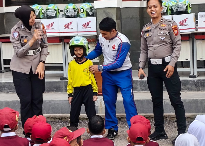 Peringati Hari Anak Nasional, Safety Riding Center DAM Bersama Polres Cimahi Edukasi Keselamatan Berkendara