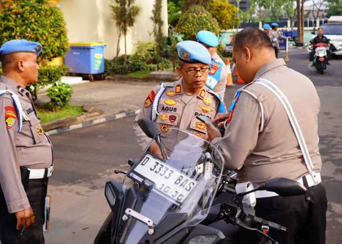 Operasi Patuh Lodaya 2026, Polda Jabar Periksa Disiplin Anggota Sendiri