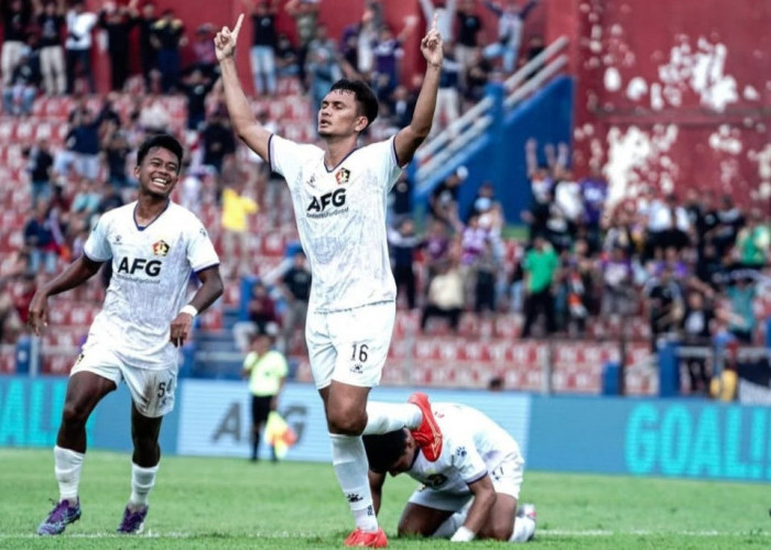 Resmi Logout dari Persik Kediri, Adik Rezaldi Hehanussa Makin Berpeluang Gabung Persib