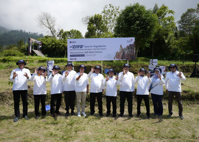 GoZero% Goes to Yogyakarta: Telkom Hijaukan Lahan Lewat Aksi Penanaman Pohon
