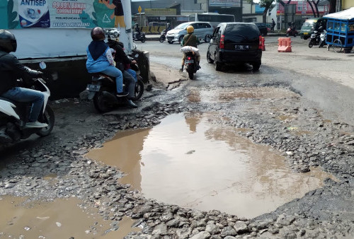 Jalan Kabupaten Bandung Rusak Berat, Sudah Lama Belum Juga Diperbaiki 