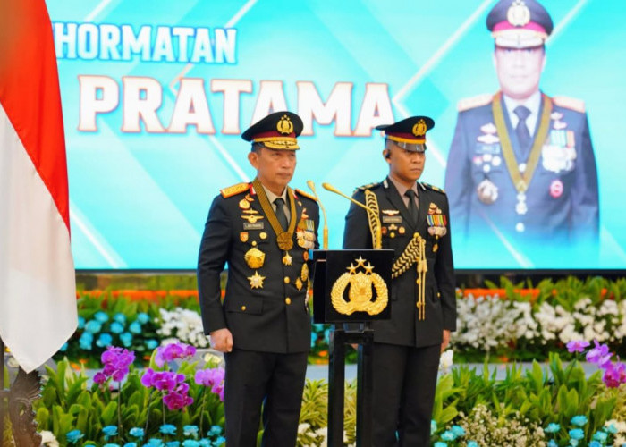 Kapolri Anugerahkan Bintang Bhayangkara Pratama kepada Pati TNI dan Polri