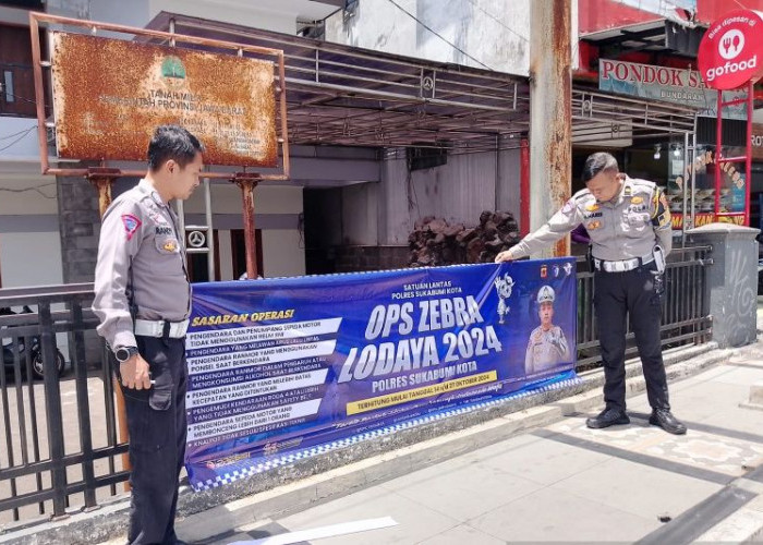 Tingkatkan Kesadaran Berlalu Lintas, Polres Sukabumi Kota Pasang Puluhan Spanduk Operasi Zebra