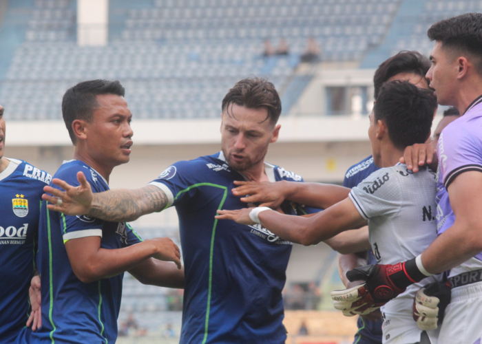 Lawan 10 Pemain Bali United, Persib Bandung Kalah Tipis