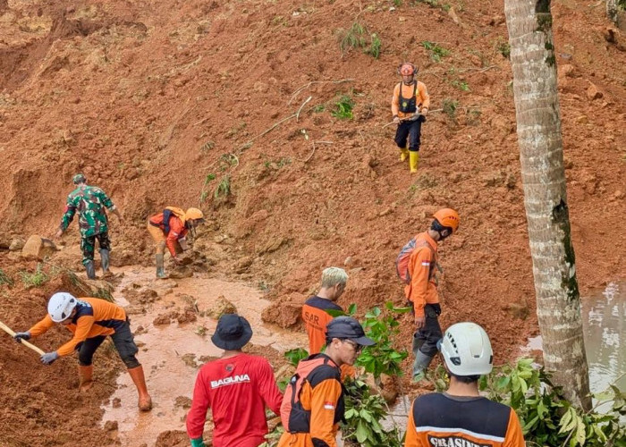 Percepat Evakuasi Korban Longsor Cibeunying Cilacap, Pemprov Jateng Datangkan Tambahan Alat Berat 