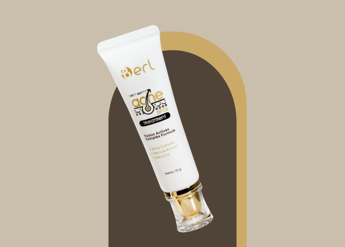 Stop Percaya Mitos! B ERL Very Berry Acne Spot Treatment Mengatasi Jerawat Tanpa Rasa Perih 