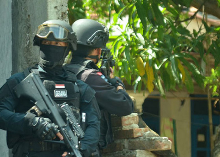 2 Terduga Teroris Berhasil Dibekuk Densus 88 di Sukabumi, Polisi Sampaikan Isi Grup Chat