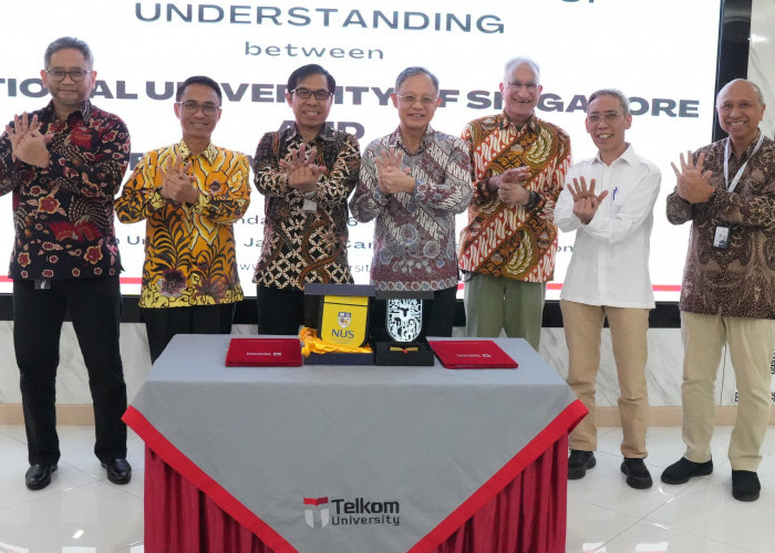 Telkom Perkuat Digitalisasi dan Inovasi Melalui MoU Telkom University-National University of Singapore