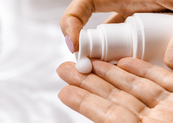 5 Moisturizer Terbaik untuk Mengatasi Kulit Kering: Rekomendasi Produk yang Efektif